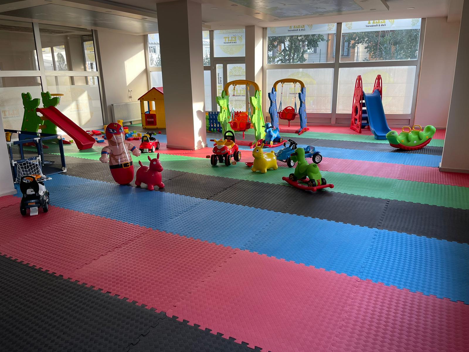 Hamur Apart Çocuklar için Oyun Parklarımız